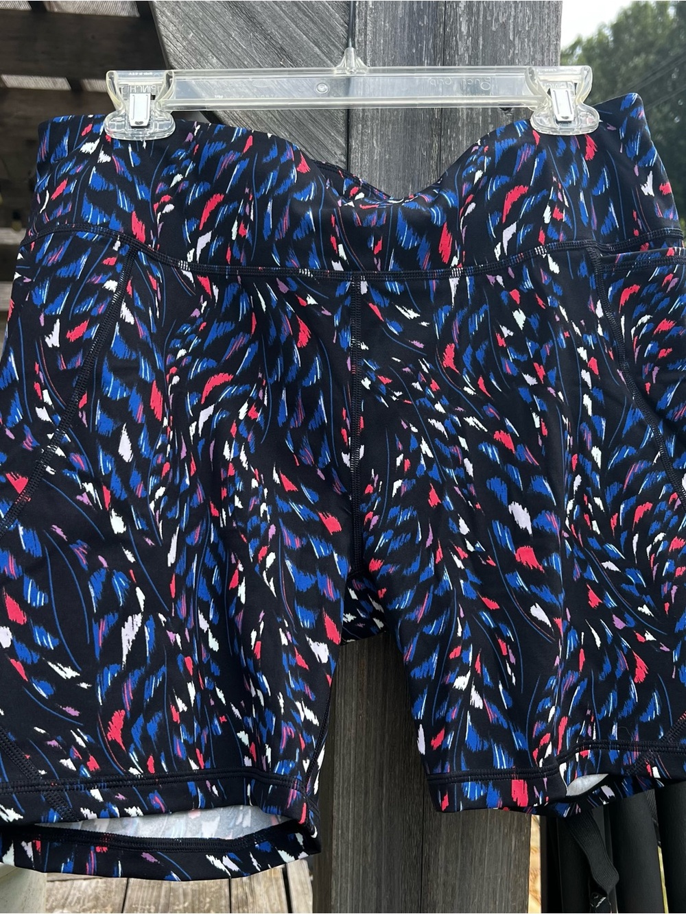 Sweaty Betty 6” Black Biker Short with Blue, Red & White Abstract Print US 14